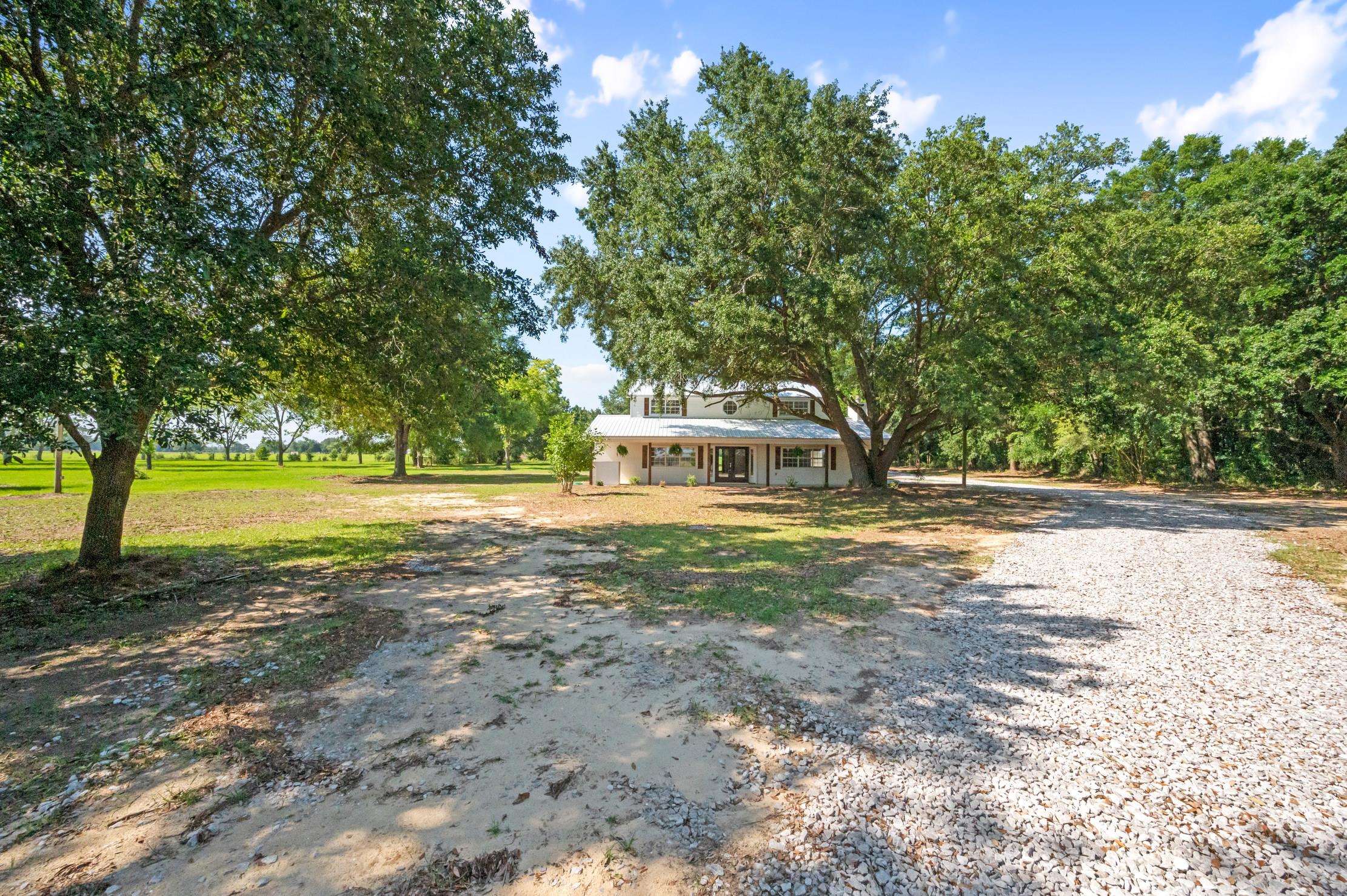 29701 Comstock Road Elberta, AL 36530 - Photo 4 of 31
