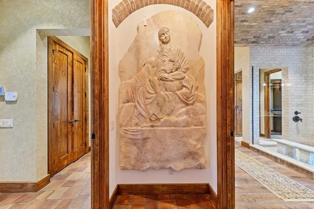 $5,750,000 | 315 South Shore Drive, Sarasota, FL 34234