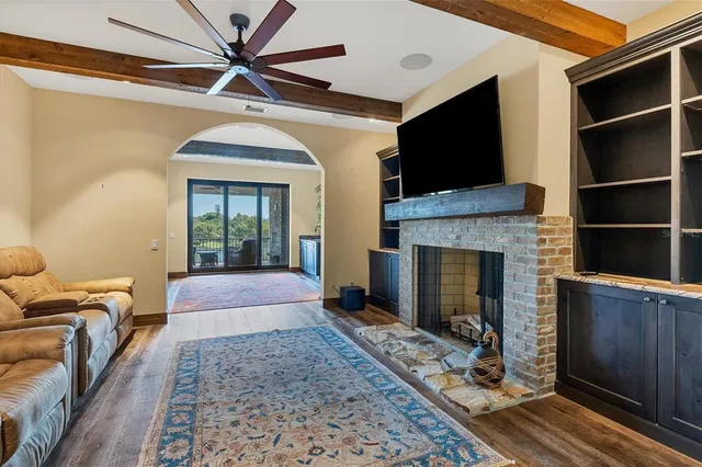 $5,750,000 | 315 South Shore Drive, Sarasota, FL 34234