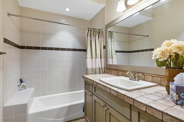 $5,750,000 | 315 South Shore Drive, Sarasota, FL 34234