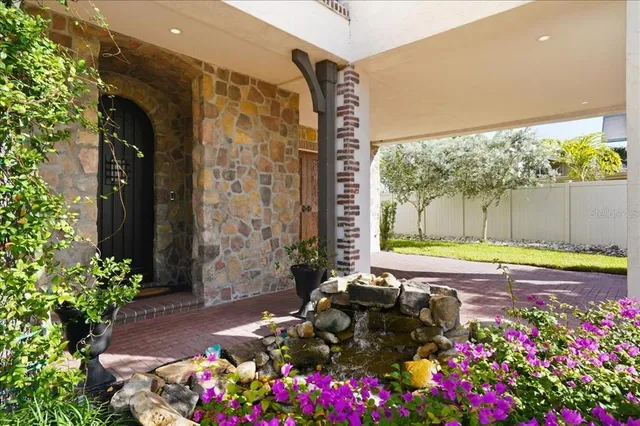 $5,750,000 | 315 South Shore Drive, Sarasota, FL 34234