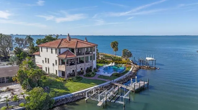 $5,750,000 | 315 South Shore Drive, Sarasota, FL 34234