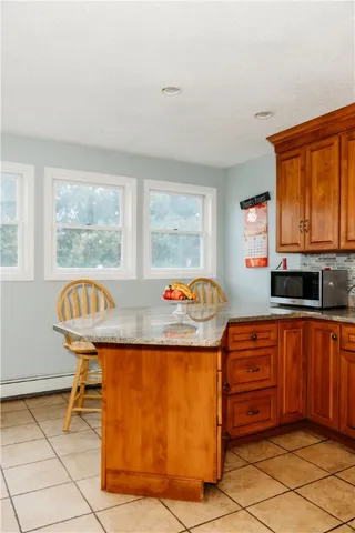 $749,000 | 16 Ward Avenue, Middletown, RI 02842