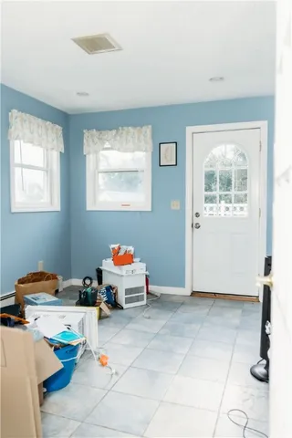 $749,000 | 16 Ward Avenue, Middletown, RI 02842