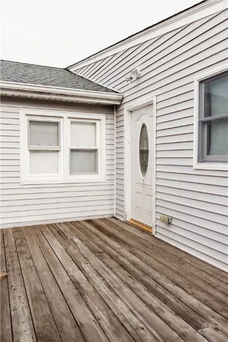 $749,000 | 16 Ward Avenue, Middletown, RI 02842