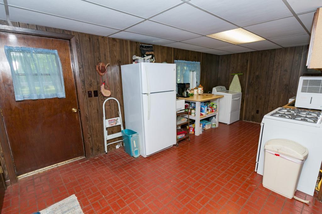 23881 County Road X Shell Lake, WI 54871 - Photo 19 of 32 Gallery Image 19