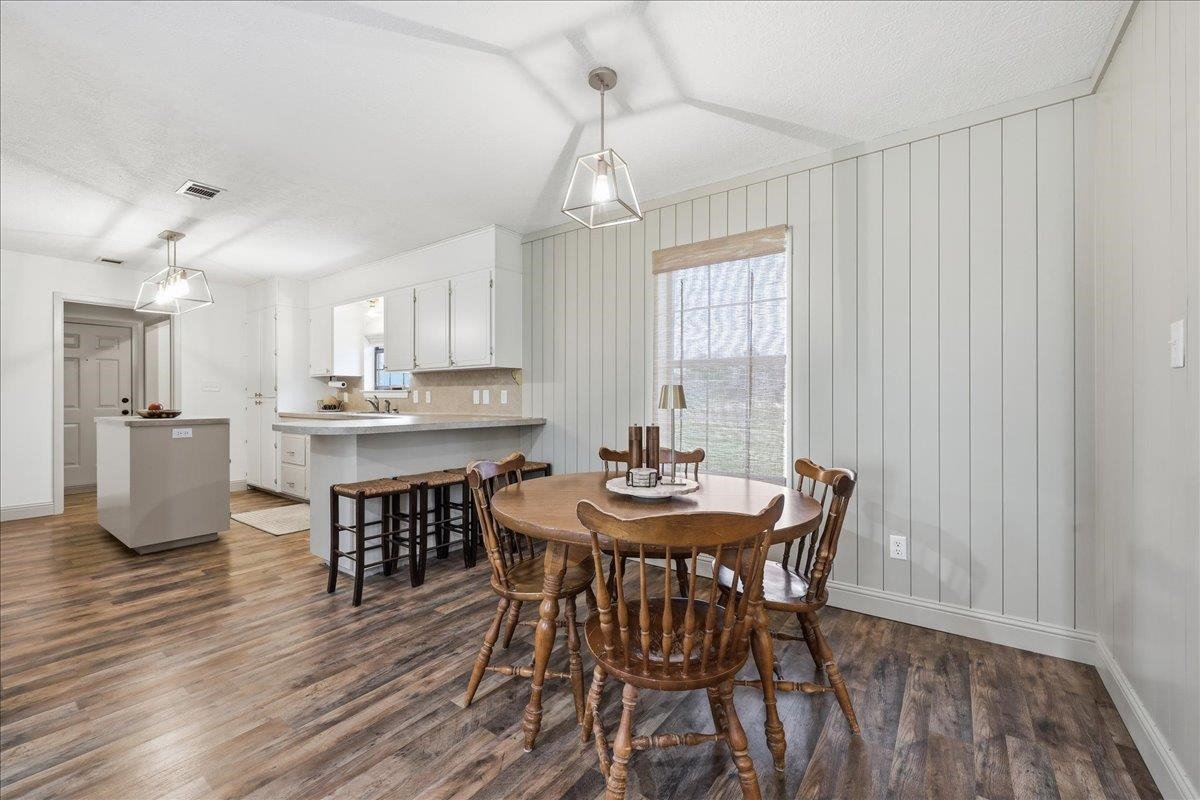 8077 Rice Lane Beaumont, TX 77705 - Photo 11 of 36