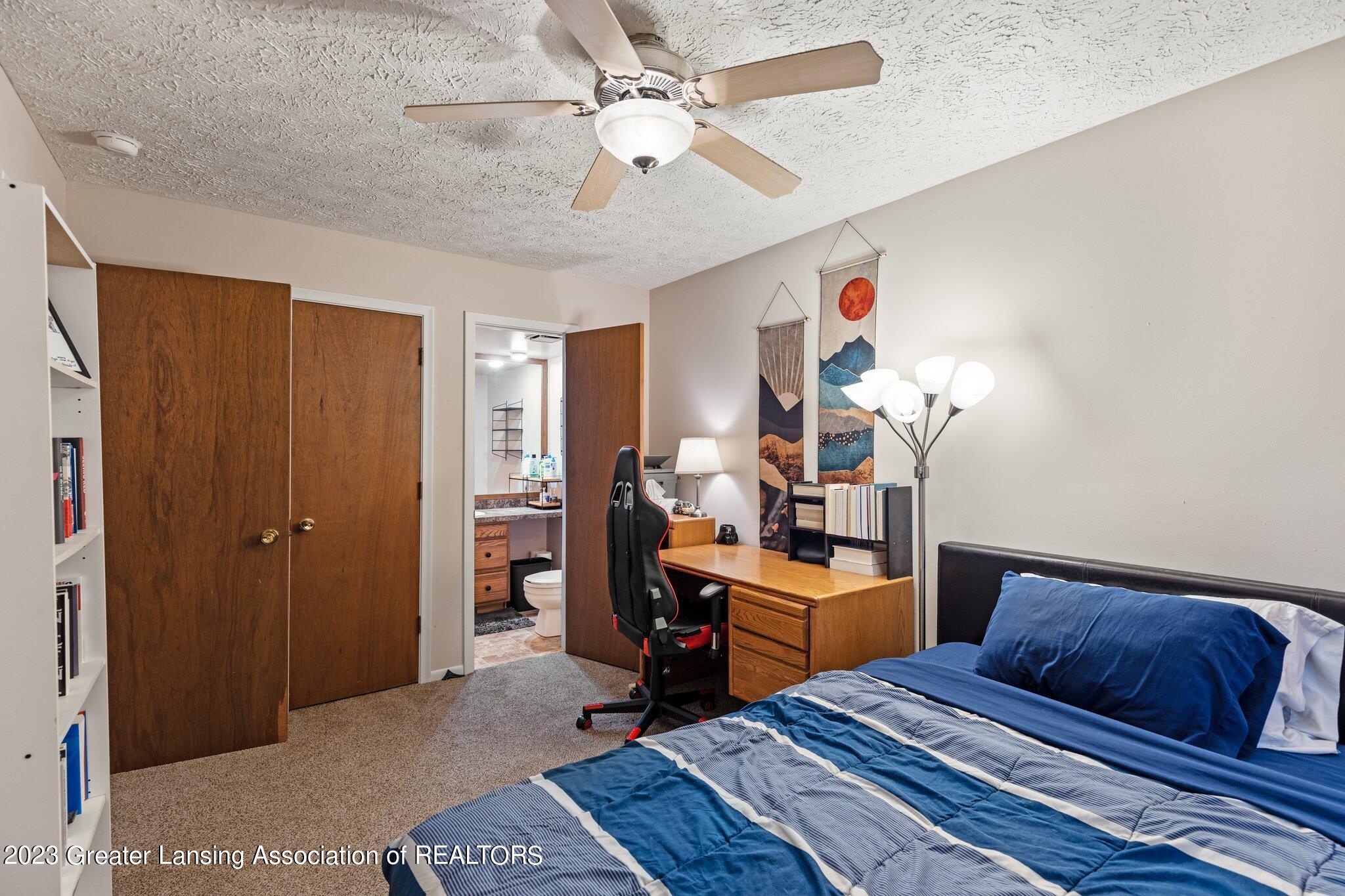 205 East Jolly Road, Unit 2 Lansing, MI 48910 - Photo 11 of 21 Primary Bedroom