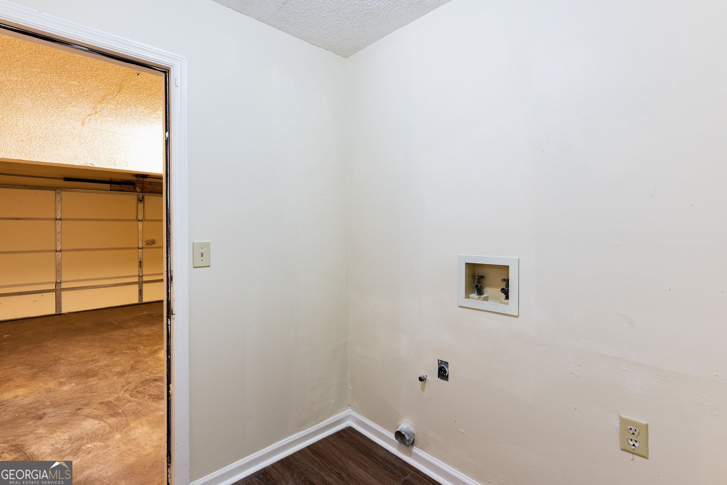 3821 Rex Mill Square Rex, GA 30273 - Photo 8 of 51 a view of a small space