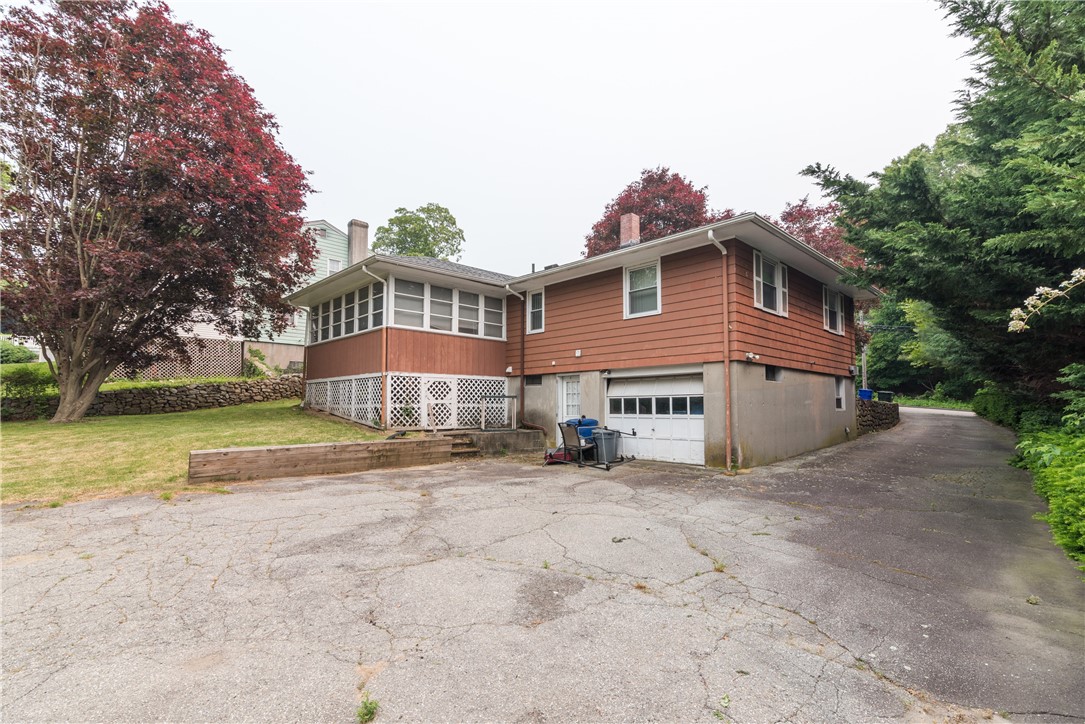 69 State Street Westerly, RI 02891 - Photo 23 of 27