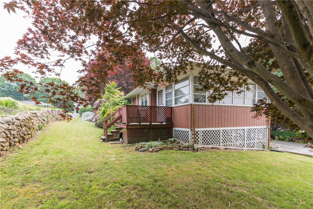 69 State Street Westerly, RI 02891 - Photo 24 of 27