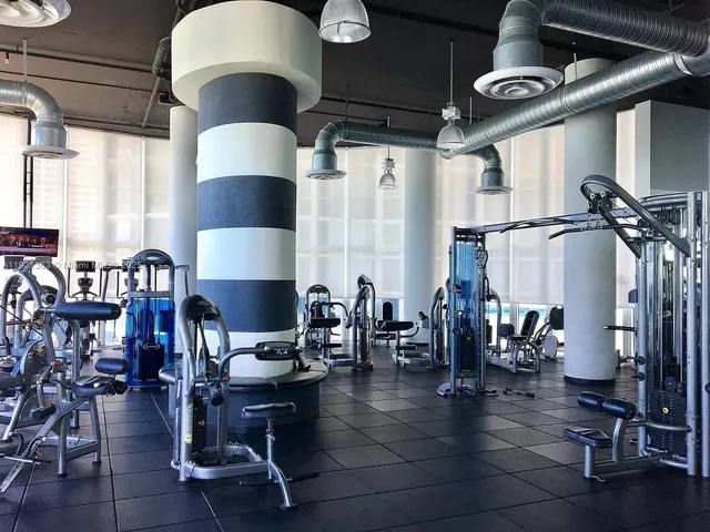 $3,900 | 1800 North Bayshore Drive, Unit 1910, Miami, FL 33132