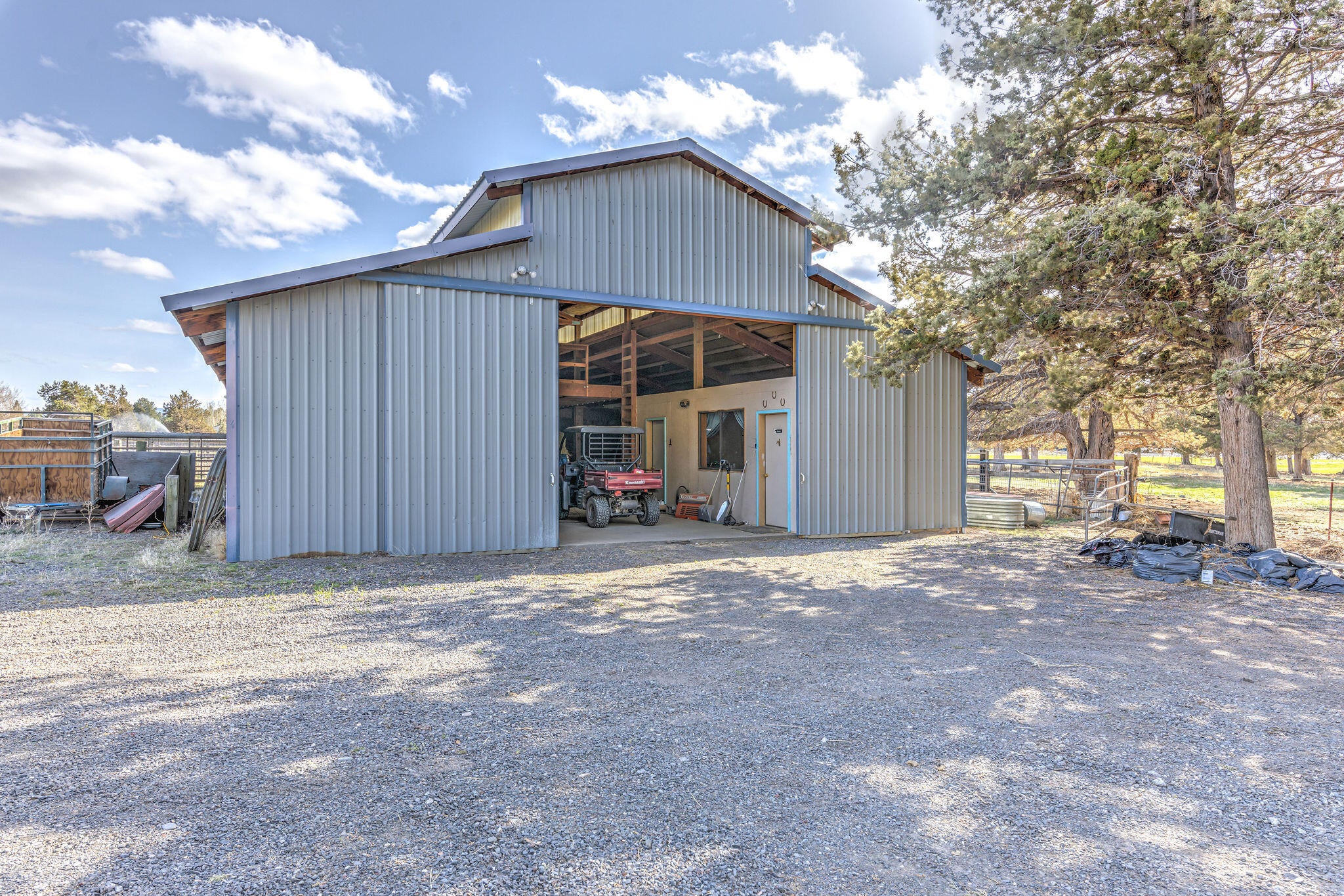 60975 Billadeau Road Bend, OR 97702 - Photo 44 of 65 3 stall barn