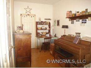 330 Randall Farm Road Hendersonville, NC 28739 - Photo 11 of 12 Gallery Image 11