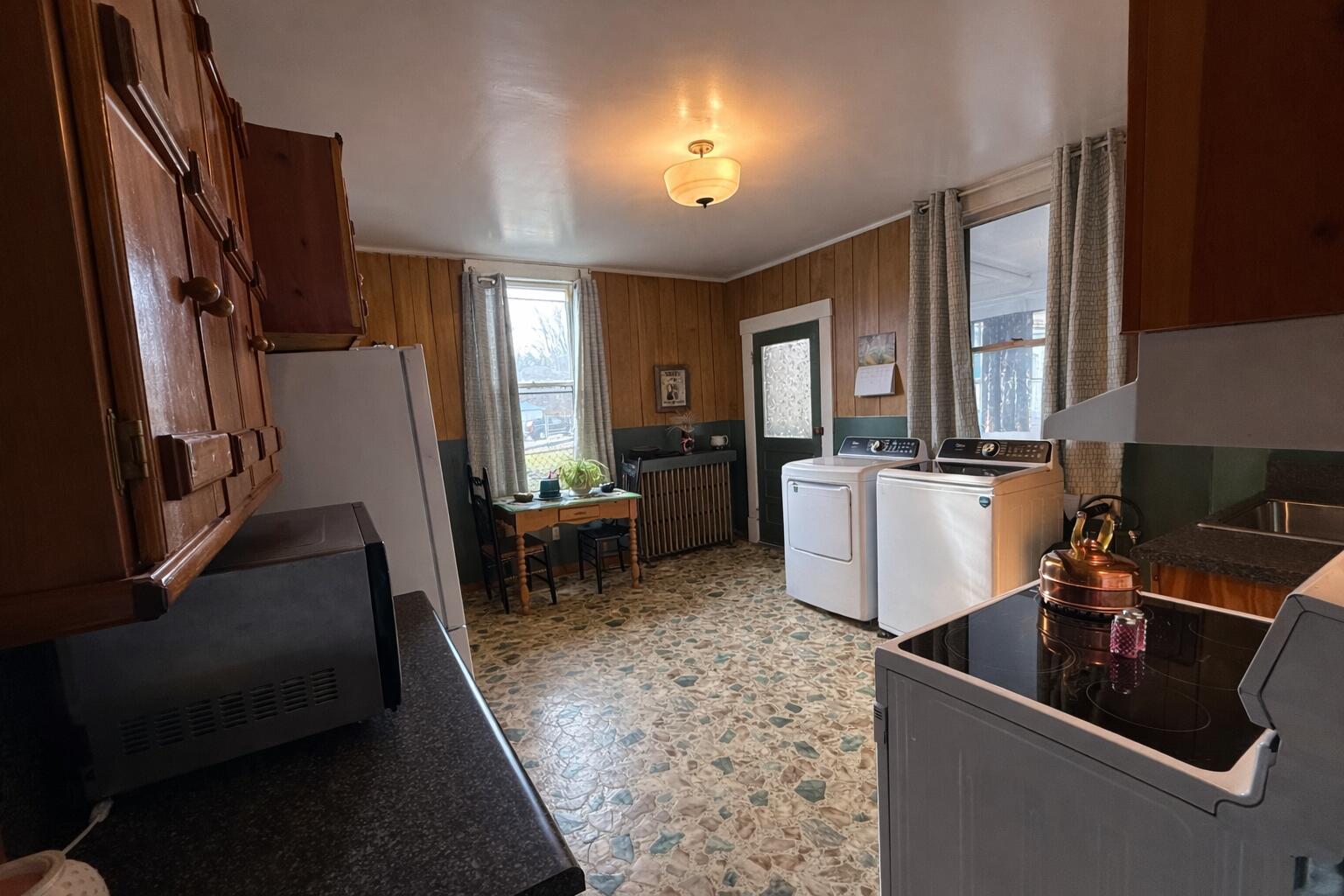 120 West Ridgeway Street Clifton Forge, VA 24422 - Photo 12 of 21 kitchen