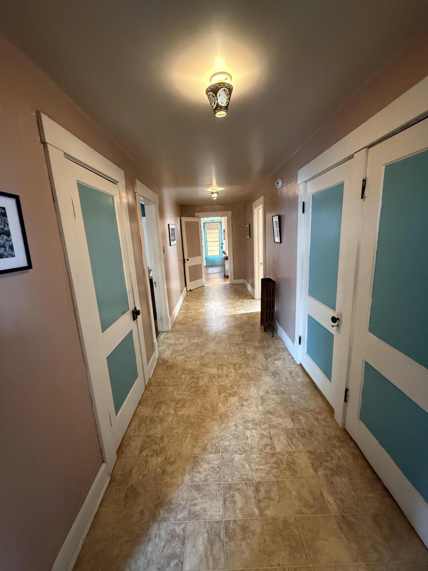 120 West Ridgeway Street Clifton Forge, VA 24422 - Photo 18 of 21 hallway