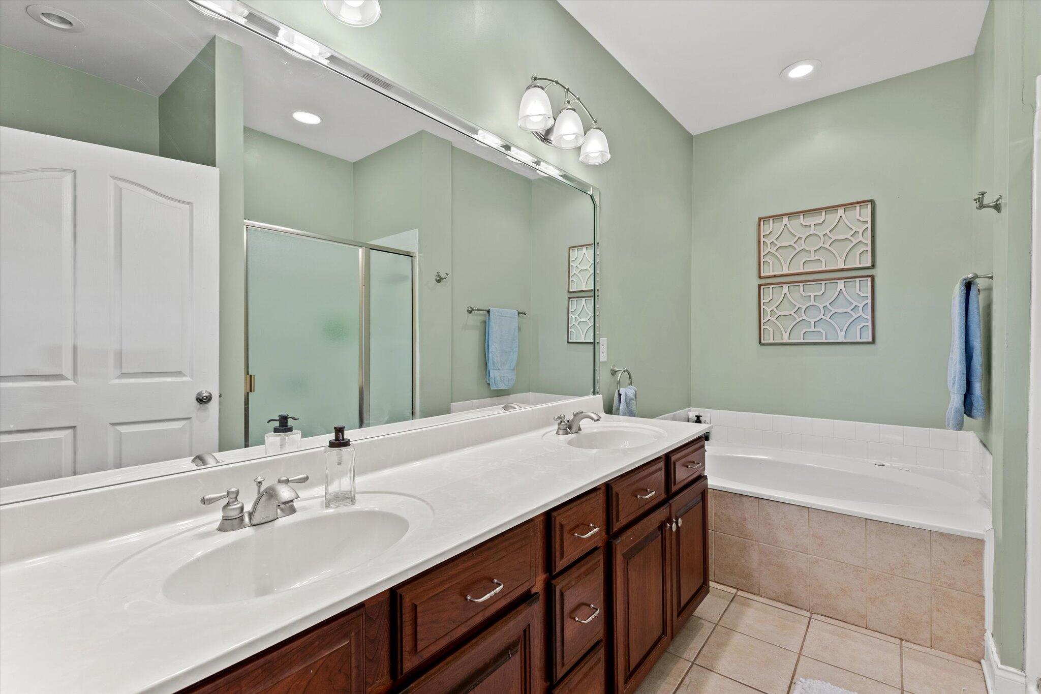 1045 Cedar Ridge Lane Versailles, KY 40383 - Photo 12 of 31 21-0J2A2072