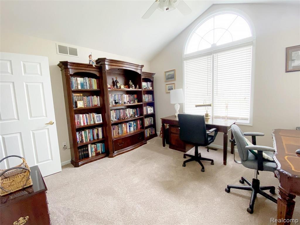 560 Misty Brook Lane Rochester Hills, MI 48307 - Photo 19 of 42