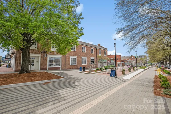 $720,000 | 910 Fairview Street, Kannapolis, NC 28083