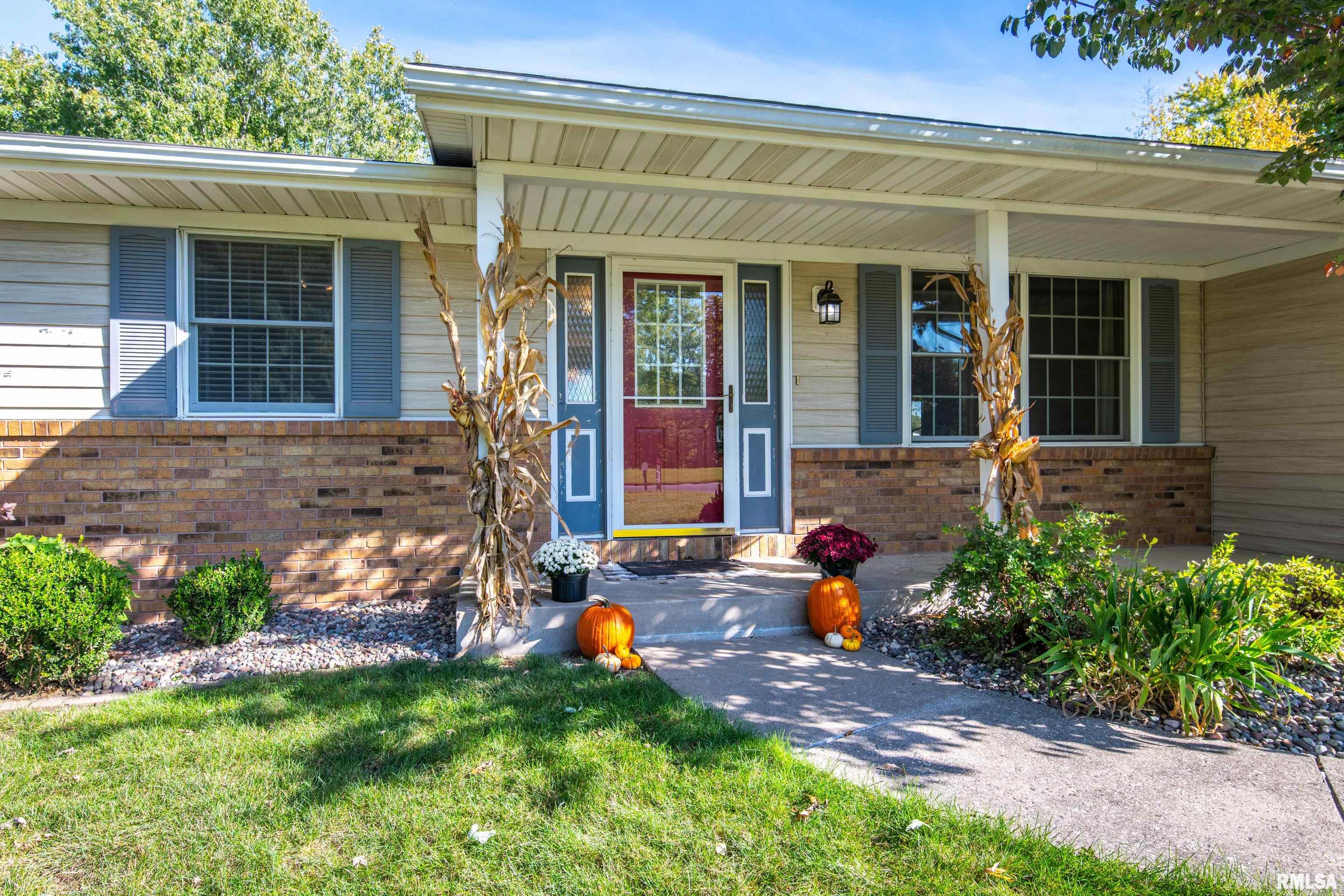 9401 141st Street West Taylor Ridge, IL 61284 - Photo 2 of 32