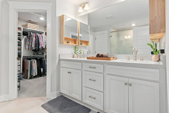 $3,675 | 4585 Mixson Avenue, North Charleston, SC 29405