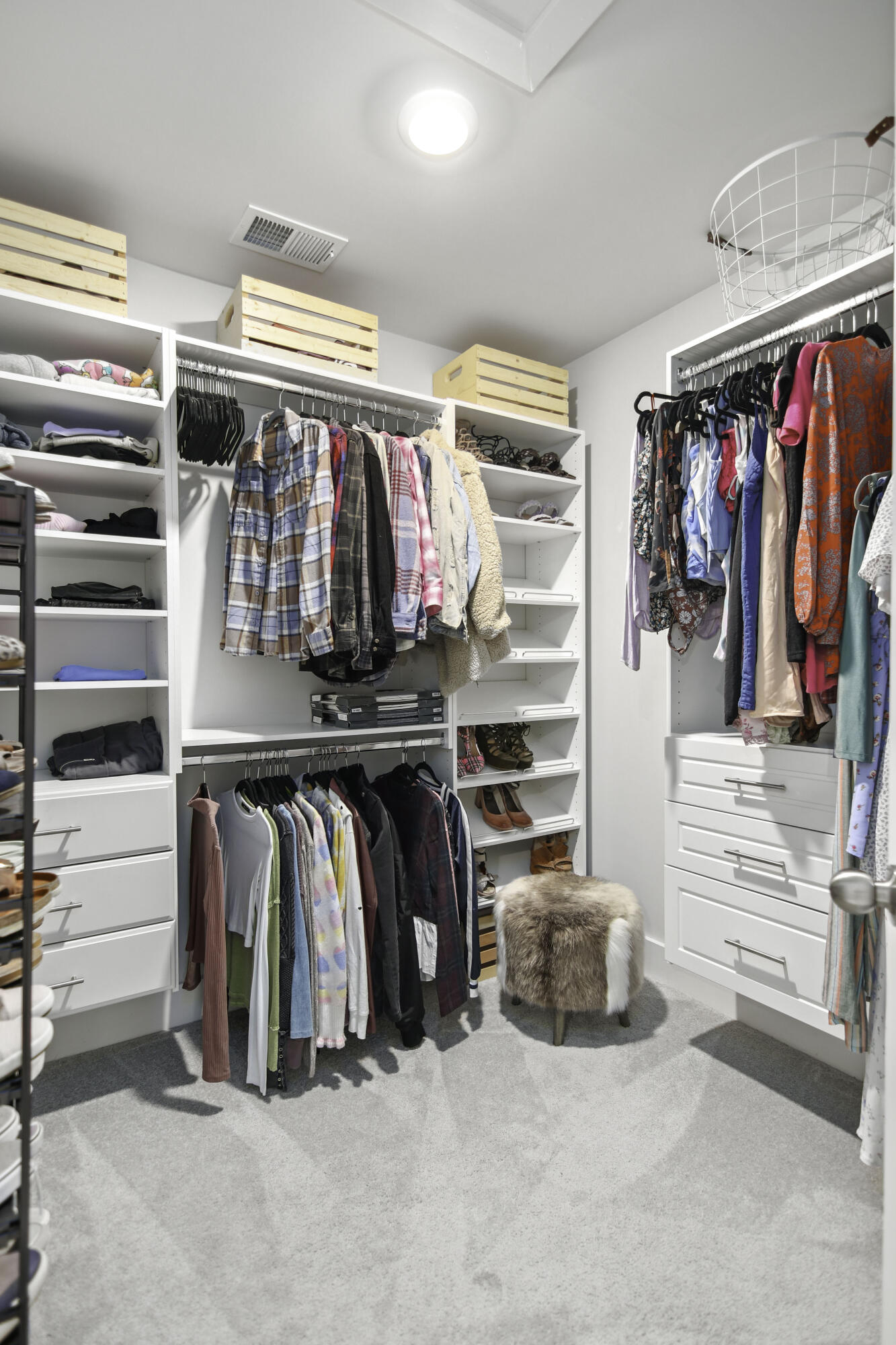 4585 Mixson Avenue North Charleston, SC 29405 - Photo 20 of 42 4585MixsonAve-CasaVerdeMedialLLC10