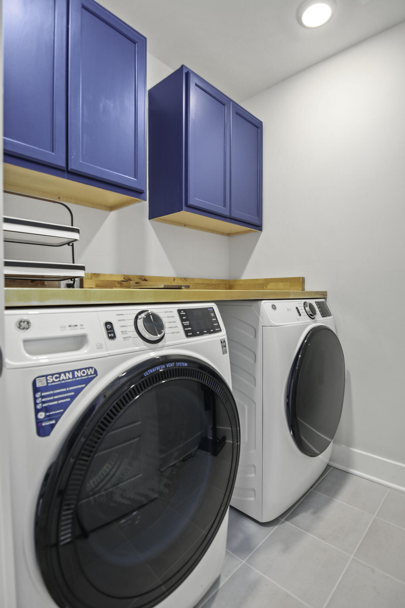 4585 Mixson Avenue North Charleston, SC 29405 - Photo 24 of 42 4585MixsonAve-CasaVerdeMedialLLC14