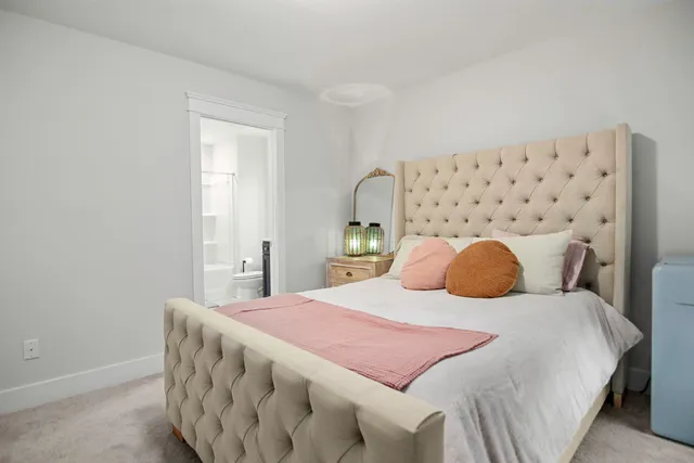 $3,675 | 4585 Mixson Avenue, North Charleston, SC 29405