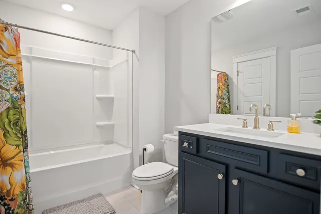 $3,675 | 4585 Mixson Avenue, North Charleston, SC 29405