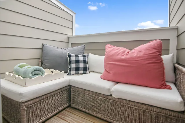 $3,675 | 4585 Mixson Avenue, North Charleston, SC 29405