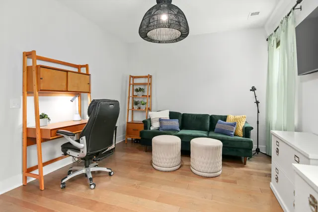 $3,675 | 4585 Mixson Avenue, North Charleston, SC 29405