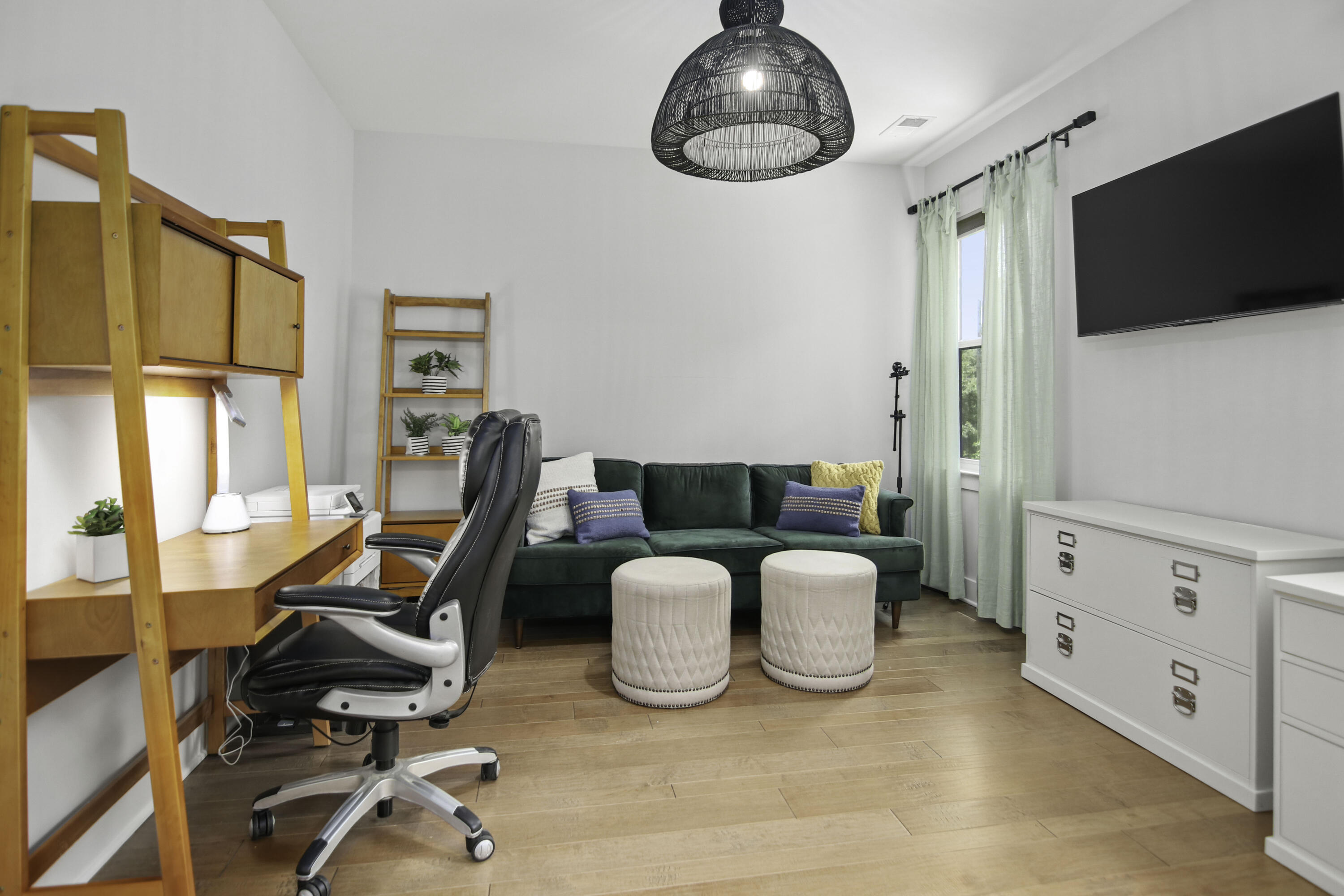 4585 Mixson Avenue North Charleston, SC 29405 - Photo 34 of 42 4585MixsonAve-CasaVerdeMedialLLC40