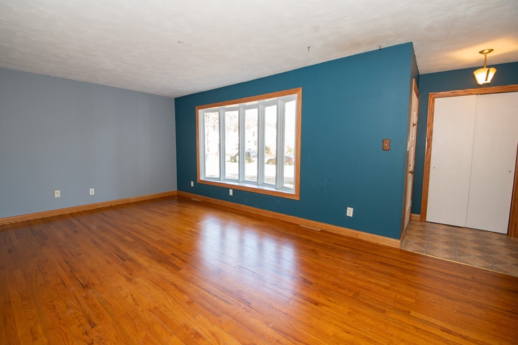 51127 Cherry Road Granger, IN 46530 - Photo 4 of 29