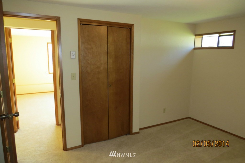 826 Draper Road Port Angeles, WA 98362 - Photo 14 of 15 Gallery Image 14