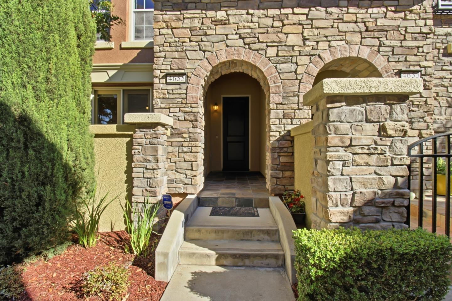 4655 Rimini Court Dublin, CA 94568 - Photo 5 of 40 Gallery Image 5