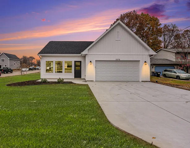 $214,500 | 2075 Stanley Avenue, Portage, MI 49002