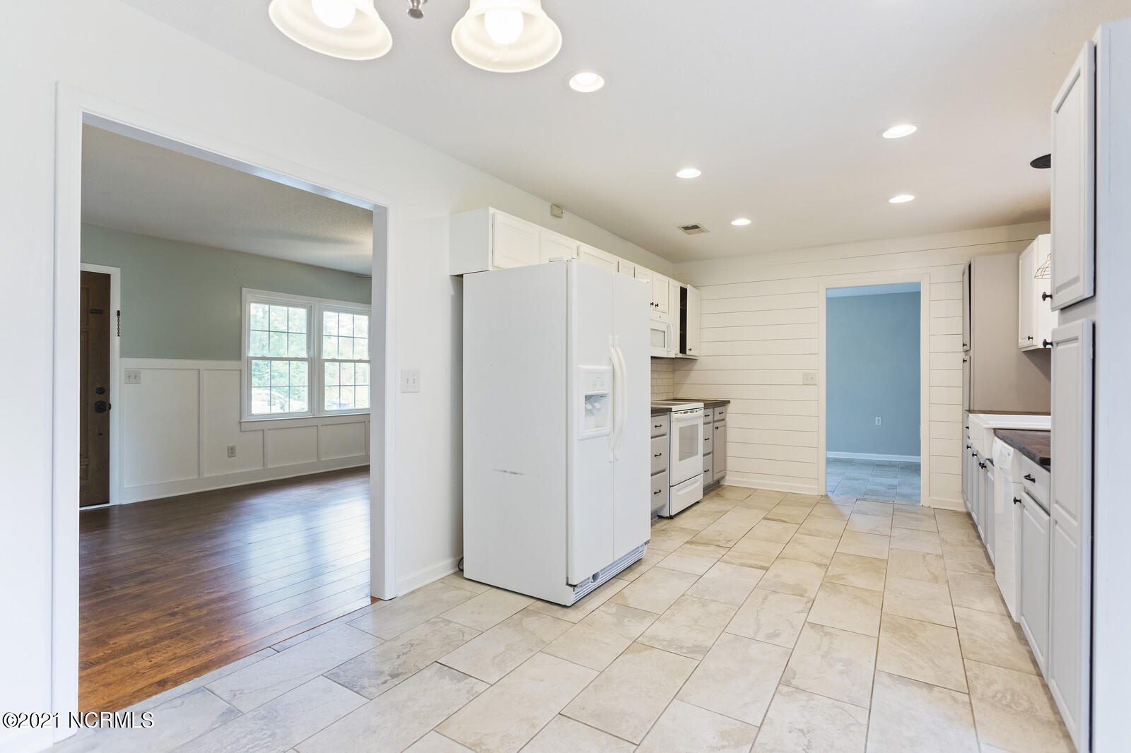 4565 Middlesex Road Wilmington, NC 28405 - Photo 14 of 36 14_IMG_4409_mls