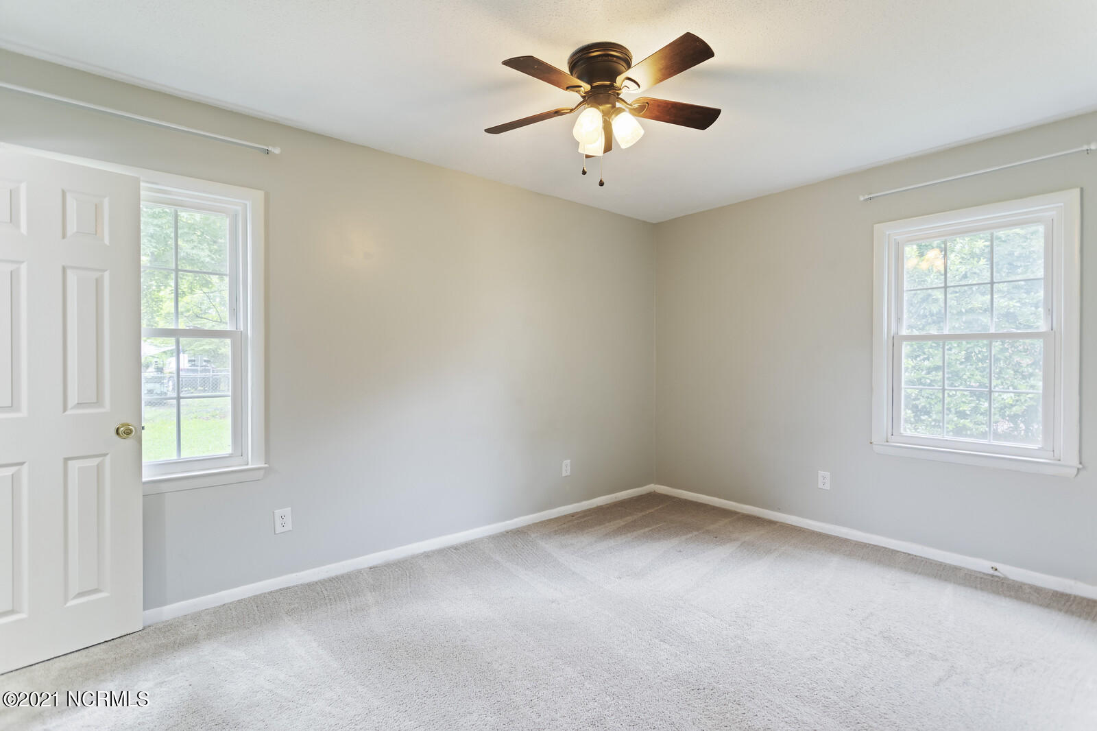 4565 Middlesex Road Wilmington, NC 28405 - Photo 19 of 36 19_IMG_4361_mls