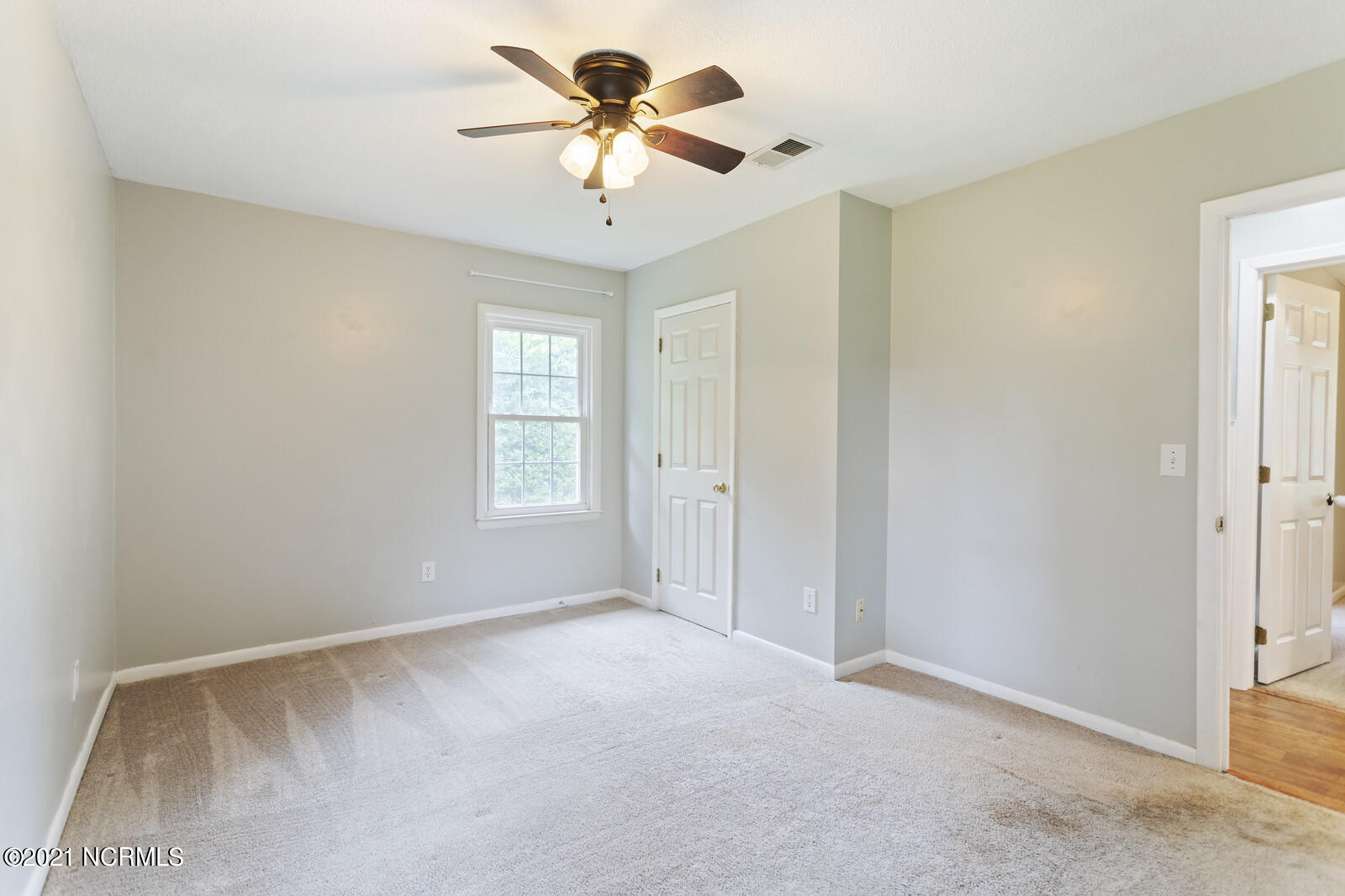 4565 Middlesex Road Wilmington, NC 28405 - Photo 20 of 36 20_IMG_4367_mls