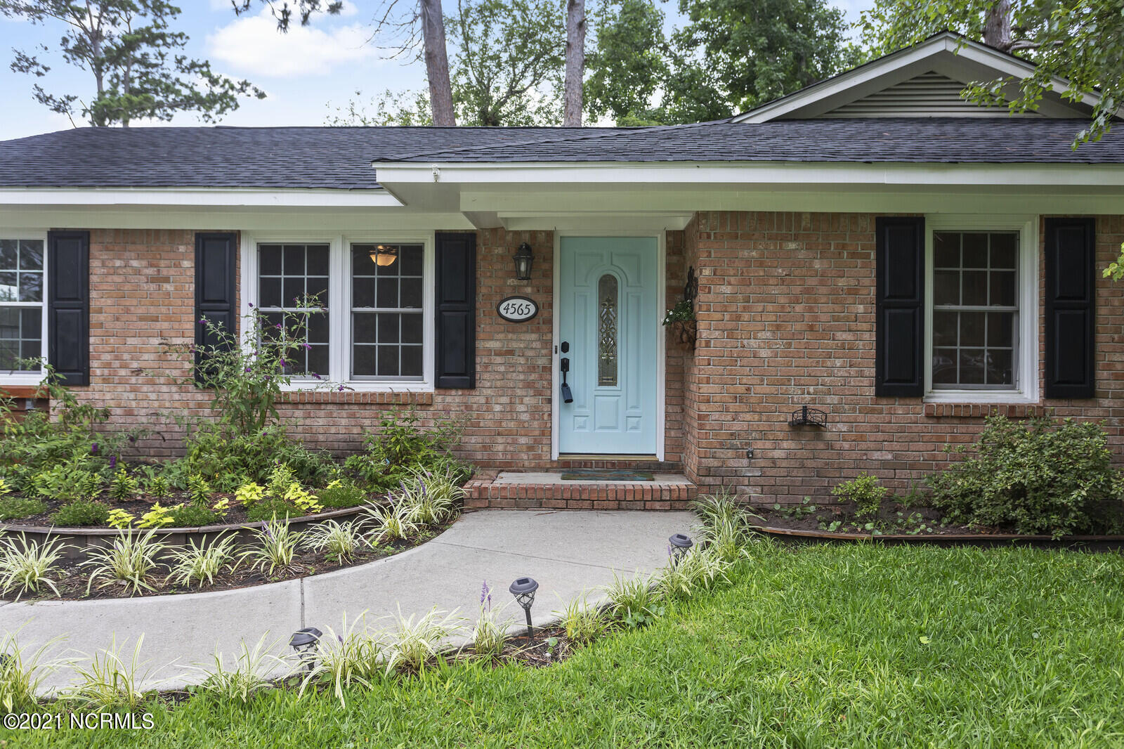 4565 Middlesex Road Wilmington, NC 28405 - Photo 2 of 36 05_IMG_4332_mls