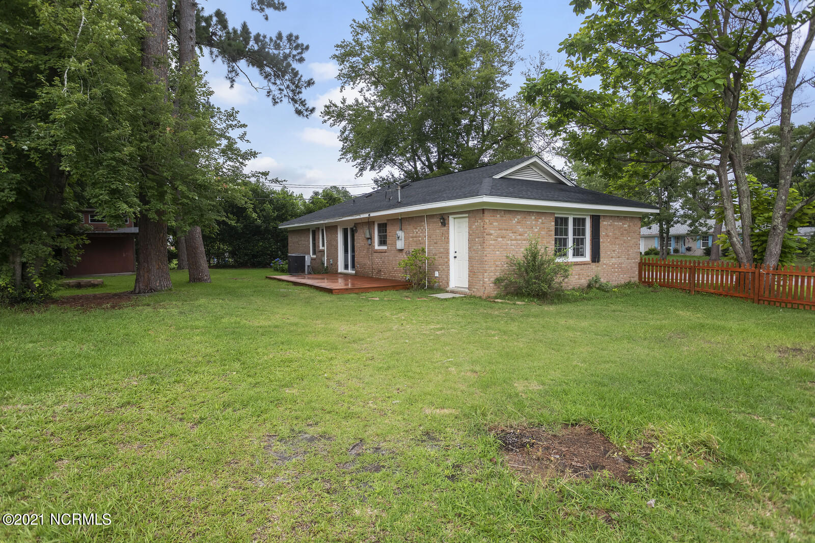 4565 Middlesex Road Wilmington, NC 28405 - Photo 31 of 36 31_IMG_4338_mls
