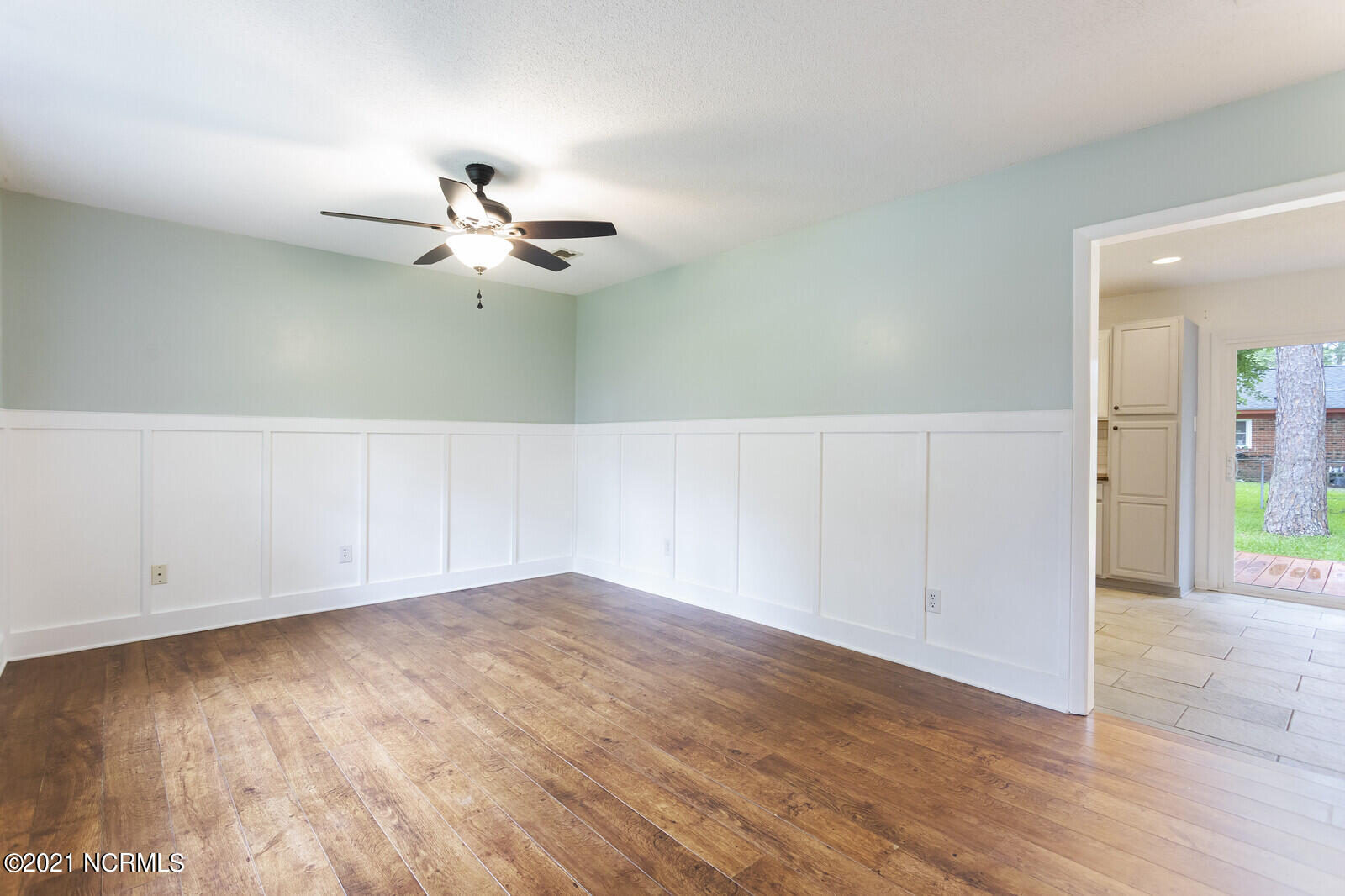 4565 Middlesex Road Wilmington, NC 28405 - Photo 9 of 36 09_IMG_4400_mls