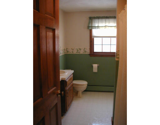 306 Trull Road Tewksbury, MA 01876 - Photo 15 of 17 Gallery Image 15