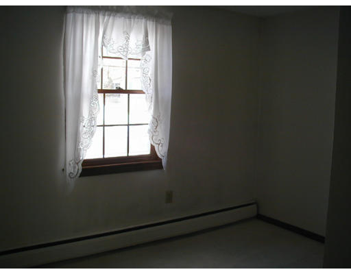 306 Trull Road Tewksbury, MA 01876 - Photo 8 of 17 Gallery Image 8