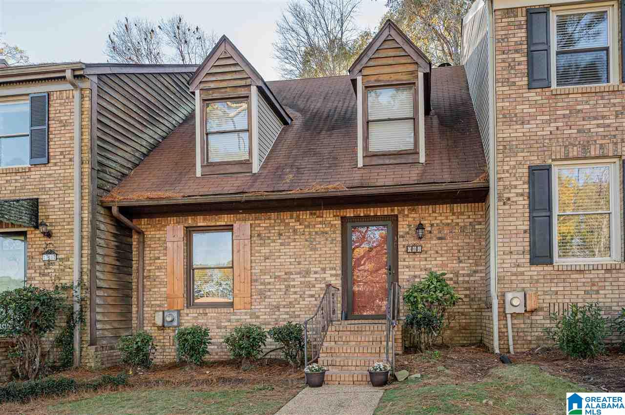304 Old Rocky Ridge Lane Birmingham, AL 35216 - Photo 2 of 32
