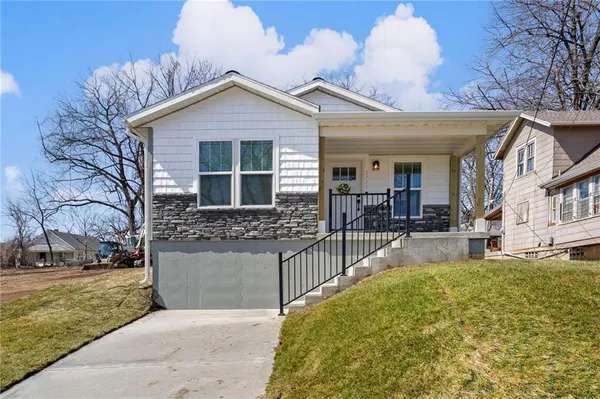 $225,000 | 2726 North 21 Place, Kansas City, KS 66104