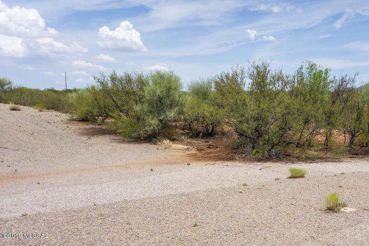56 Via Pimienta, Unit 4 Rio Rico, AZ 85648 - Photo 7 of 8