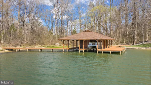 $2,400,000 | 374 Sorbie Lane, Mineral, VA 23117