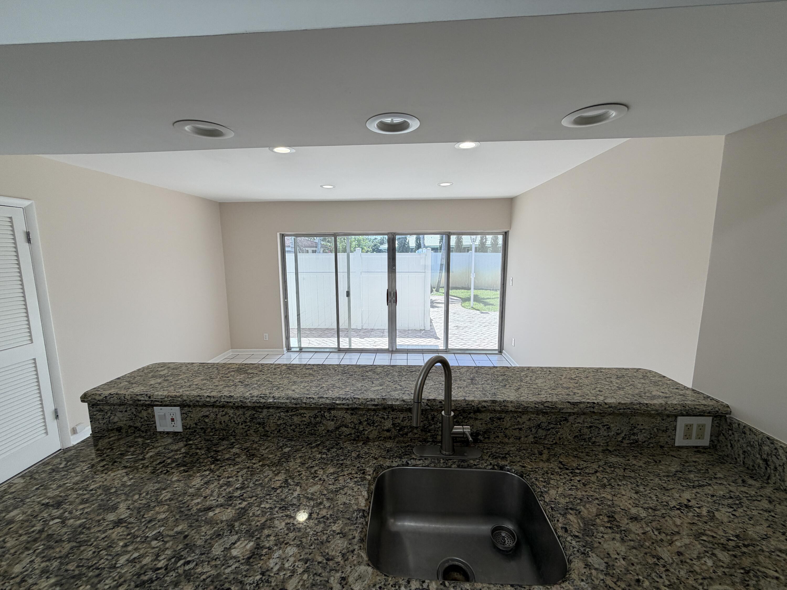 499 West Conference Drive Boca Raton, FL 33486 - Photo 9 of 24 IMG_1763
