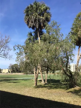 $2,500 | 44 Country Club Drive, Unit 44, Largo, FL 33771